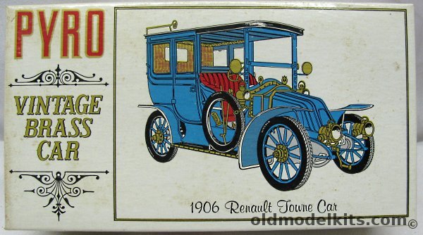 Pyro 1/32 1906 Renault Towne Car, C454-100 plastic model kit